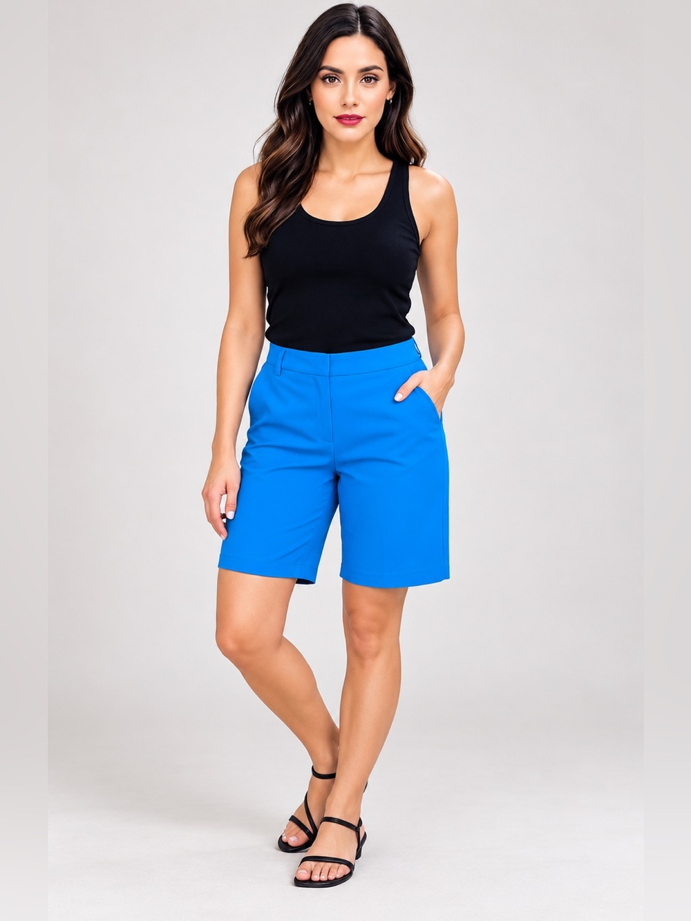 ST .JOHN size 6 Shorts Cotton Pockets  Blue Made in USA